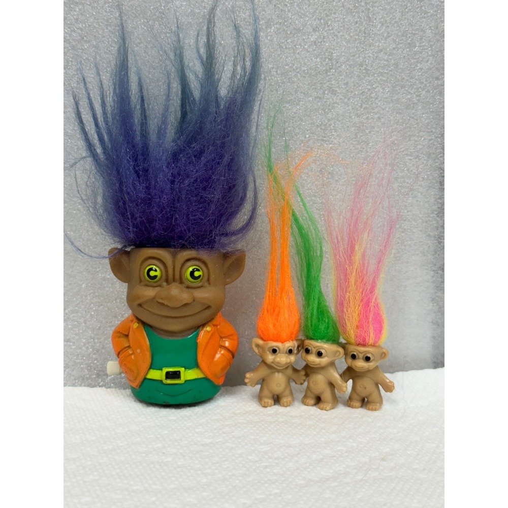 Vintage Wind Up Troll Toy with 3 Mini Trolls Blue Orange Green Pink Hair Vintage
